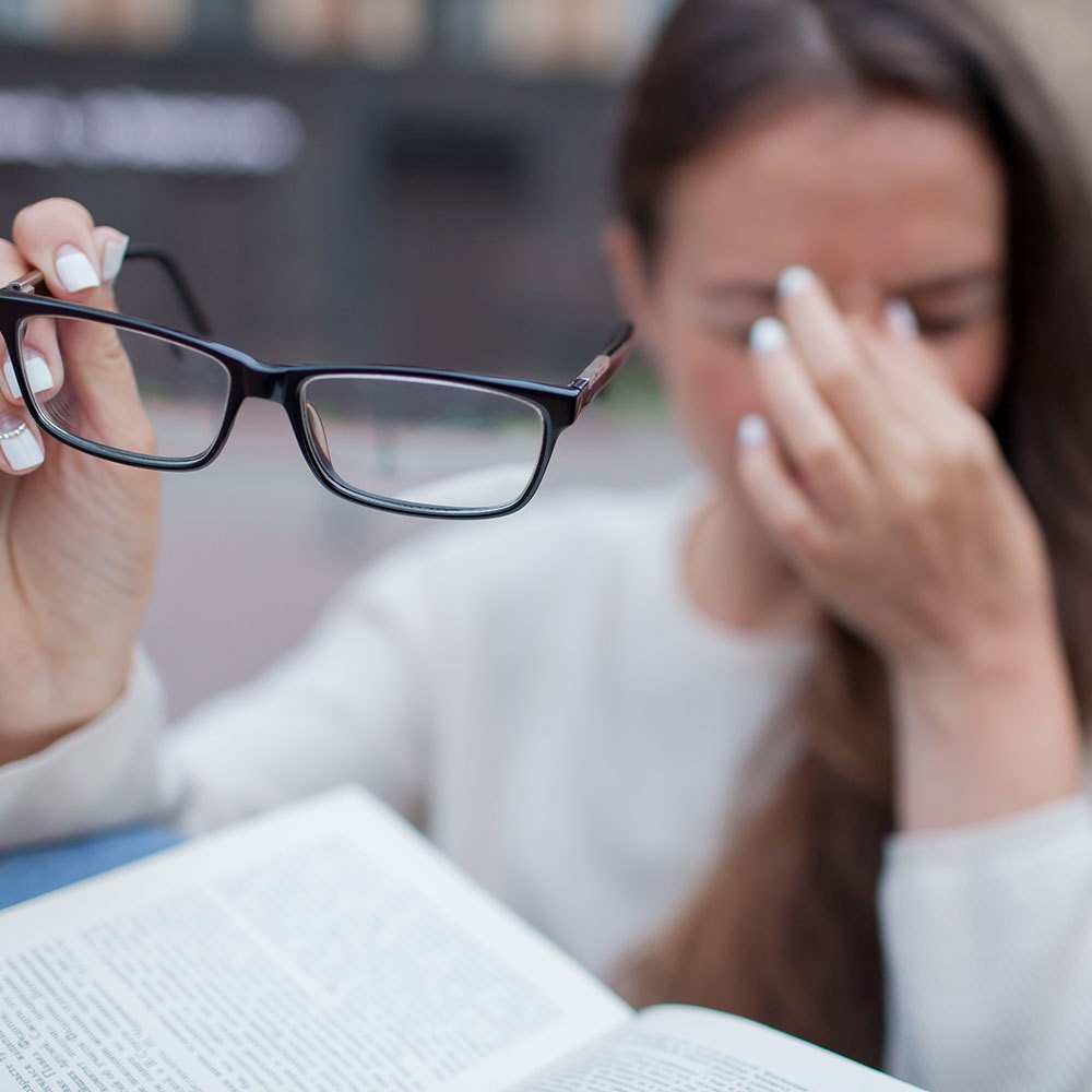 SÍNDROME DE OJO SECO DISMINUYE LA VELOCIDAD DE LECTURA